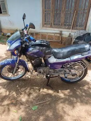 TVS Victor 2005