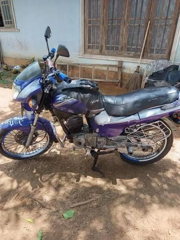 TVS Victor 2005