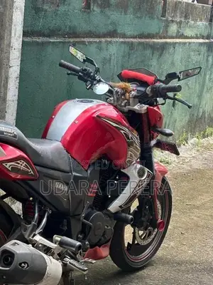 Yamaha FZS V1 2014