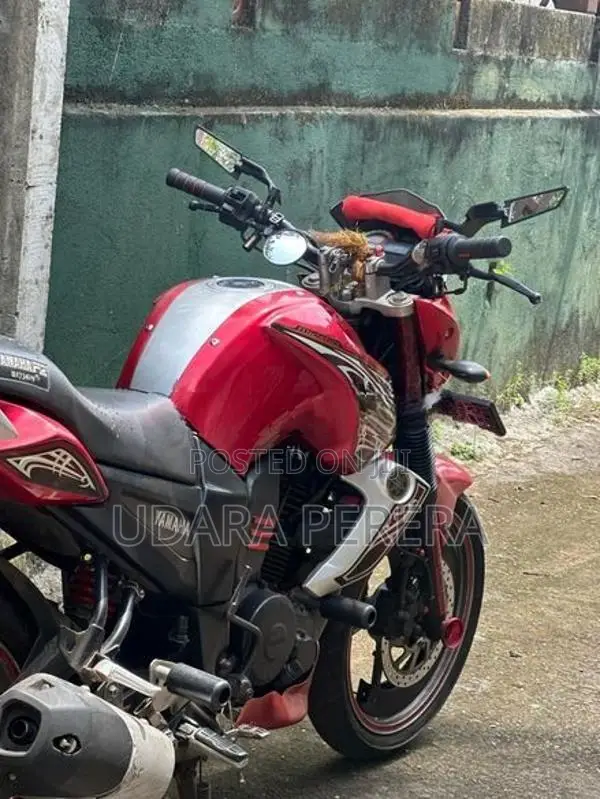 Yamaha FZS V1 2014