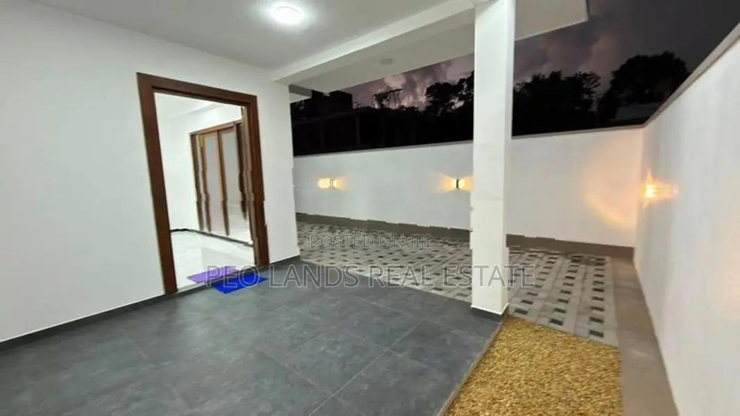 (DH1249) Brand New Two Storey House for Sale in Pannipitiya