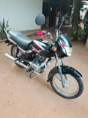 Bajaj CT100 ct 100 2013
