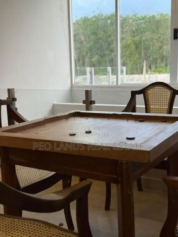(DC1190) Luxury Furnished Villa for Sale in Padukka