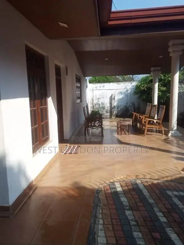 Complete House with Factory for Sale in Ja-Ela
