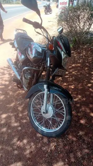 Bajaj CT100 2006