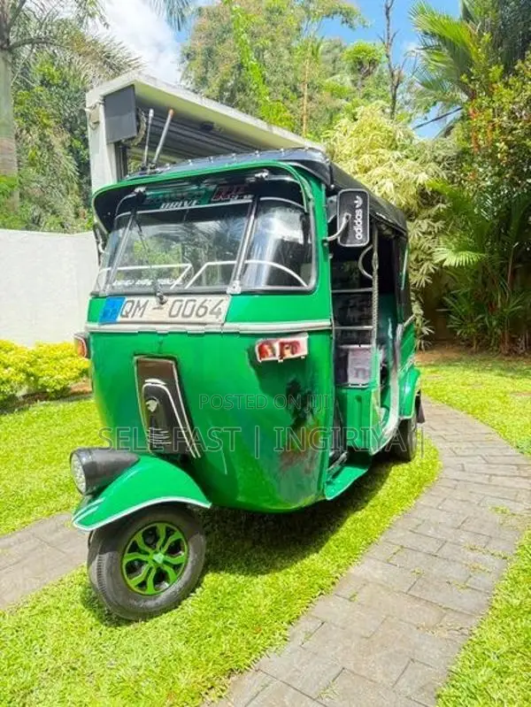 Bajaj RE Three Wheeler 2008