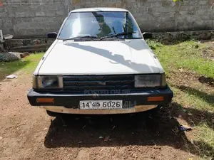Nissan Sunny HB11 1983