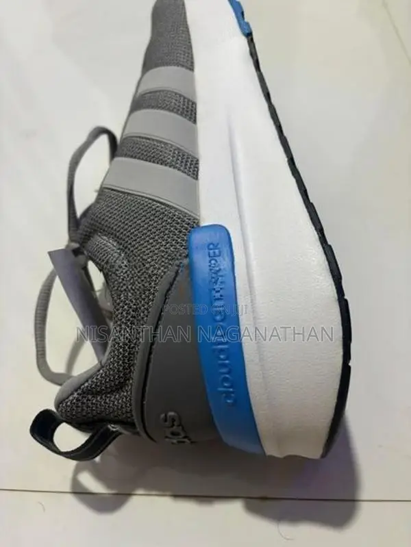 Adidas Sneaker