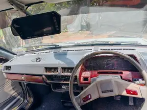 Nissan Sunny HB11 1983