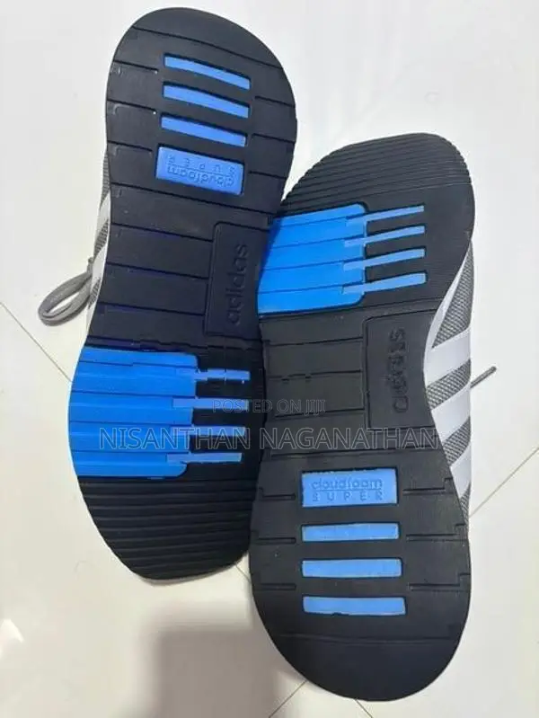 Adidas Sneaker