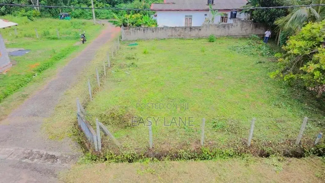 මිරිගම නගරයට විනාඩි 10 දුරින් වටිනා බිම් කොටසක් / YS 14238