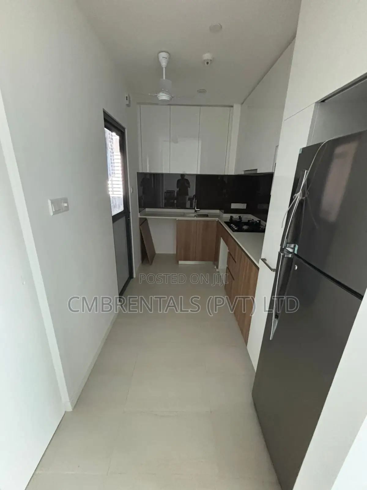 Furnished 3bdrm Apartment in Slave Island for rent