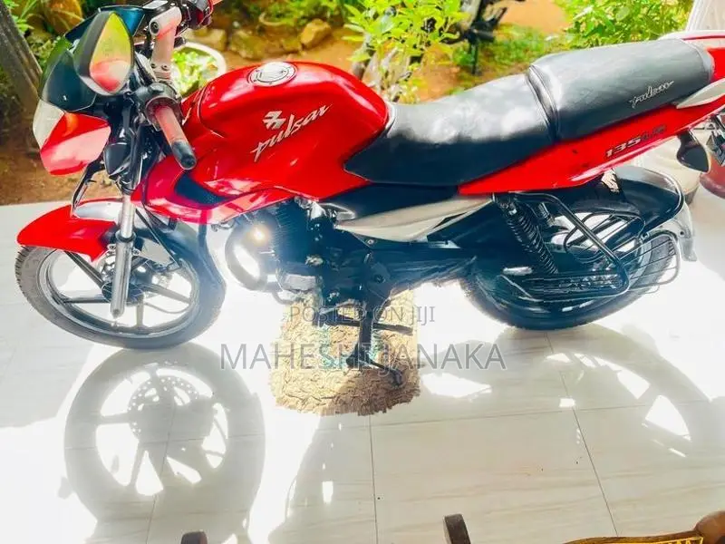 Bajaj Pulsar 135 2011