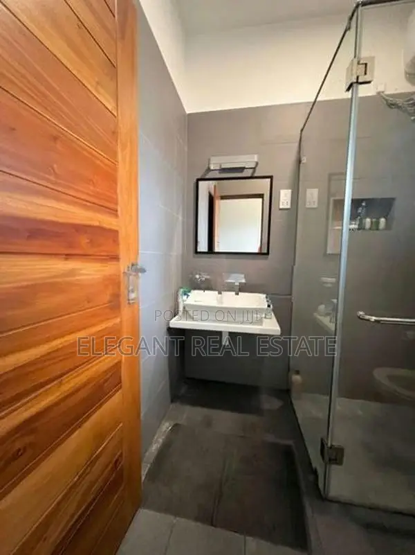 Prime - 02 Bedroom Furnished Apartment for Sale in Colombo 08 (A3663)