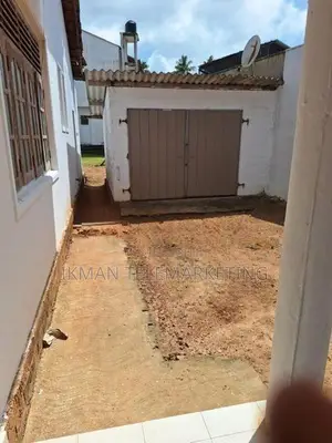 Two-Storey House for Sale in Kuliyapitiya