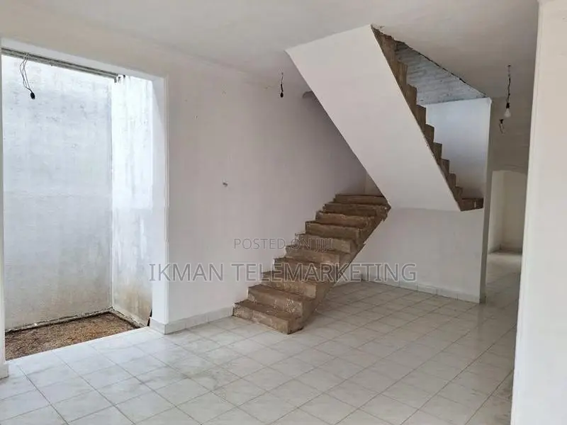Two-Storey House for Sale in Kuliyapitiya