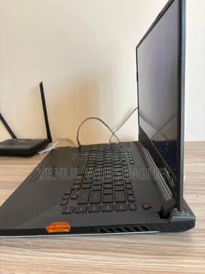 Asus Strix Rog 513