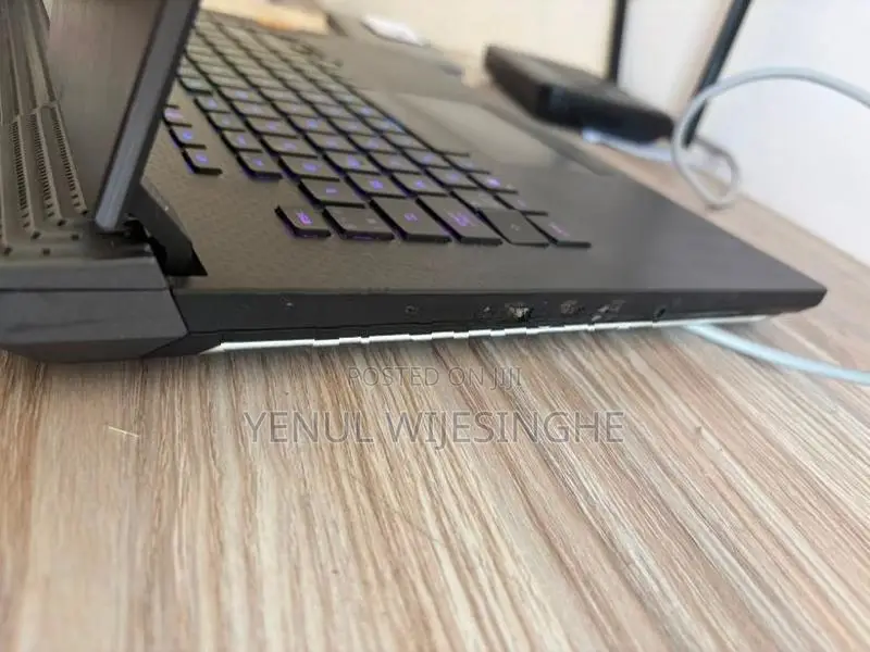 Asus Strix Rog 513