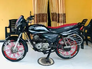Bajaj Platina 100 2005