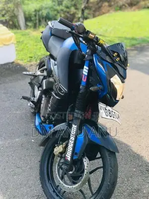 Bajaj Pulsar NS200 Pulser 2014