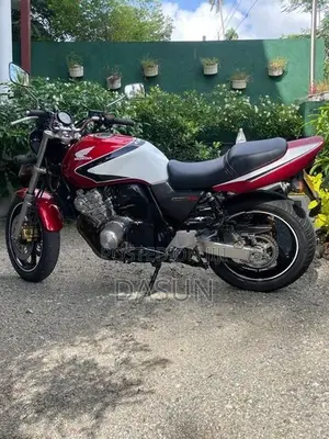 Honda CB4 Revo 2009