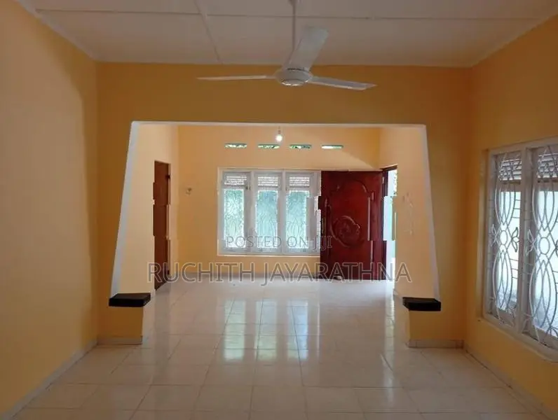 House for Rent Nagoda Close to Central Junction