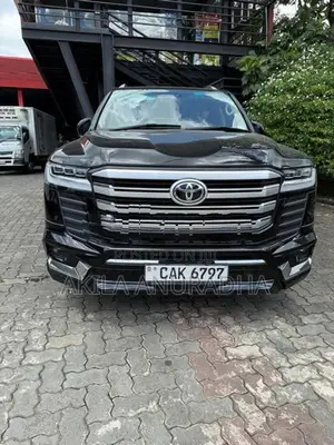 Toyota Land Cruiser Sahara V8 2015