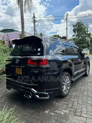 Toyota Land Cruiser Sahara V8 2015