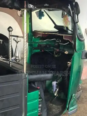 Bajaj RE 1989