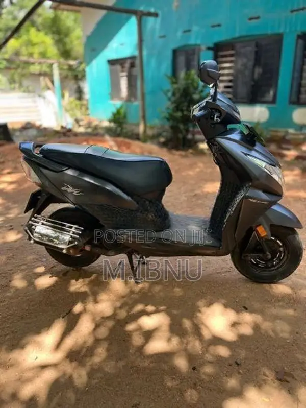 Honda Dio 2018