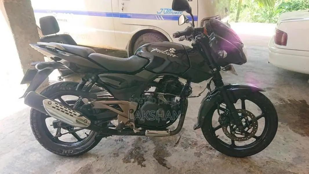 Bajaj Pulsar 180 2010