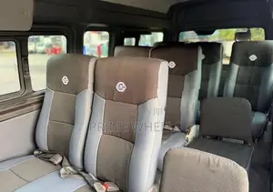 Nissan Caravan NV350 2016
