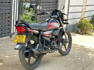 Hero HF Deluxe 2021