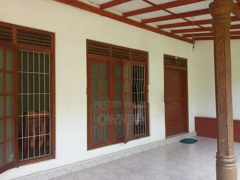 Commercial Property for Sale in Kosgoda