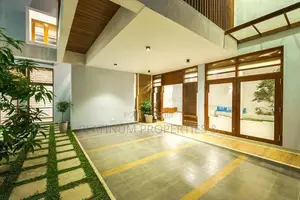 B/New Super Luxury Gated Community House For Sale In Piliyandala