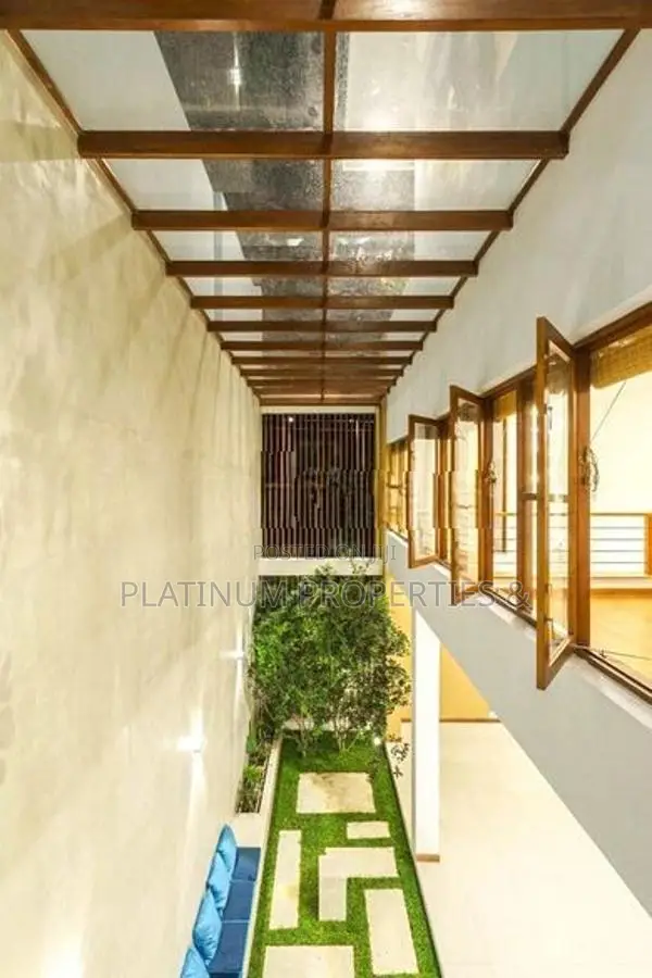 B/New Super Luxury Gated Community House For Sale In Piliyandala