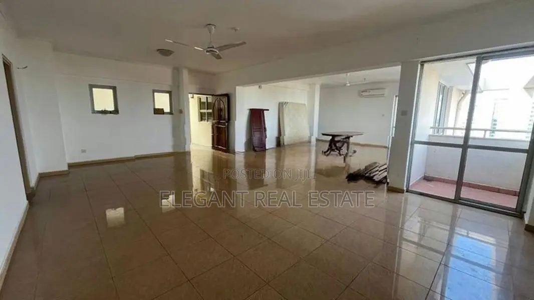 Cinnamon Garden - 03 Bedroom Apartment for Sale in Colombo 07 (A3665)