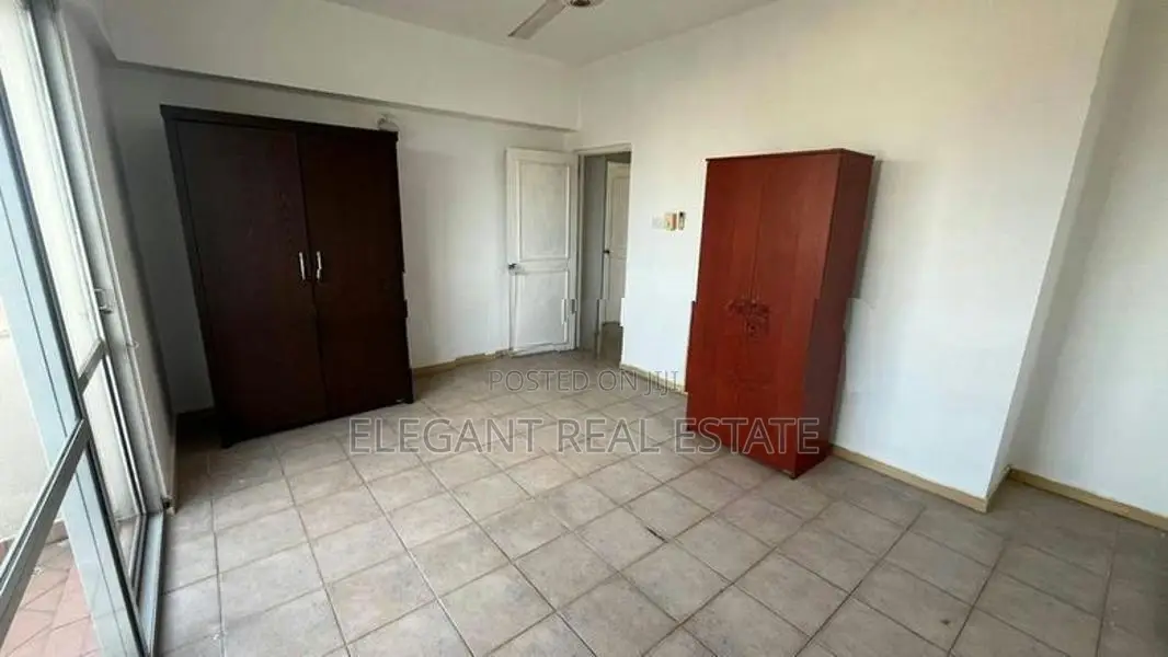 Cinnamon Garden - 03 Bedroom Apartment for Sale in Colombo 07 (A3665)