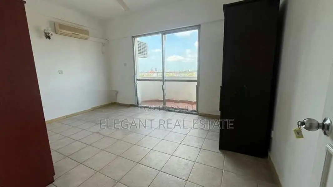Cinnamon Garden - 03 Bedroom Apartment for Sale in Colombo 07 (A3665)