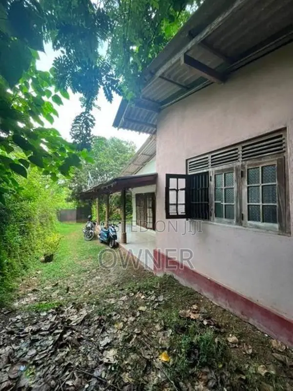 Commercial Property for Sale in Kosgoda