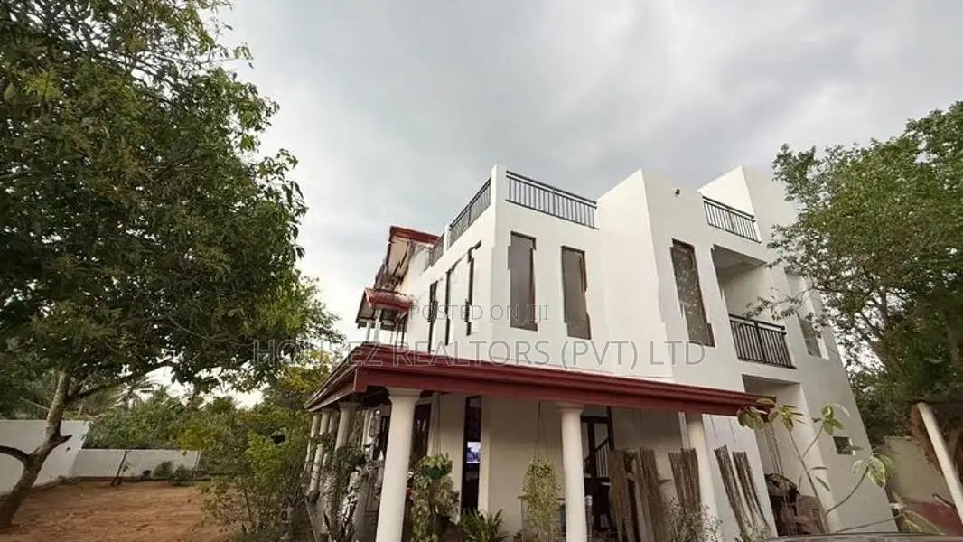 Two-Storey House for Sale – Ranala, Dedigamuwa