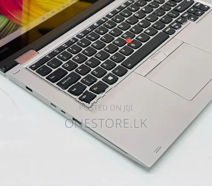 Lenovo 2 in 1 Rotatable Thinkpad Yoga X370 I7 7thGen Touch with pen