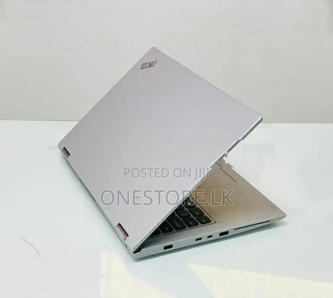 Lenovo 2 in 1 Rotatable Thinkpad Yoga X370 I7 7thGen Touch with pen