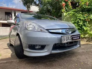 Honda Fit Shuttle 2017