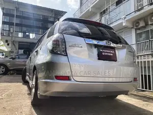 Honda Fit Shuttle 2017