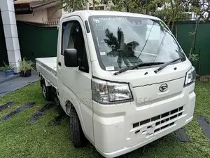 Daihatsu Hijet 2023