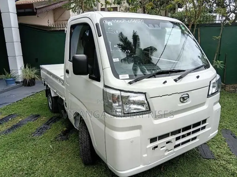 Daihatsu Hijet 2023