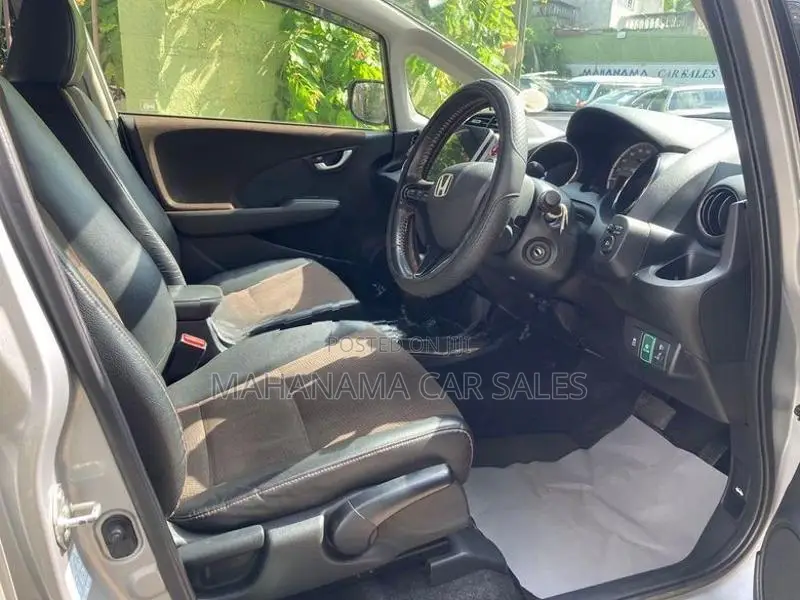 Honda Fit Shuttle 2017