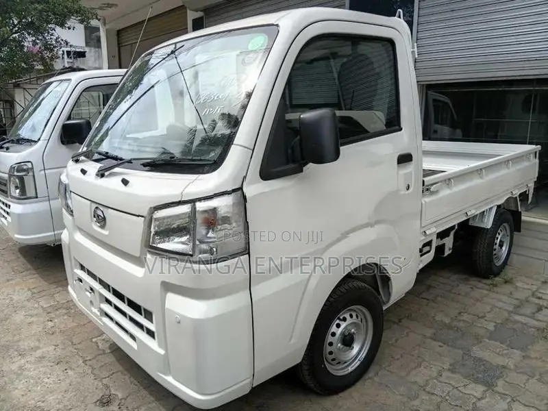 Daihatsu Hijet 2023