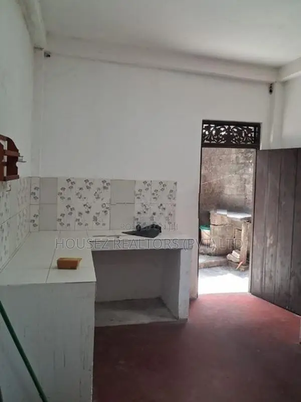 Spacious 2-Storey House for Sale in Pitakotte, Mirihana
